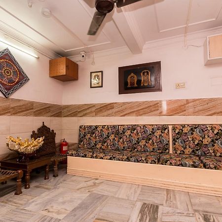 Oyo 4144 The Banquet Hotel Haora Exterior photo