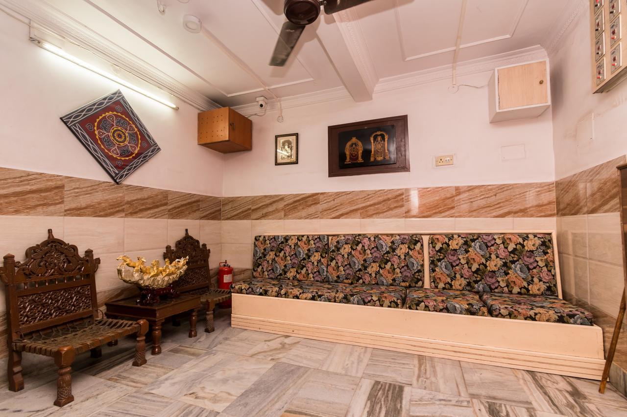 Oyo 4144 The Banquet Hotel Haora Exterior photo